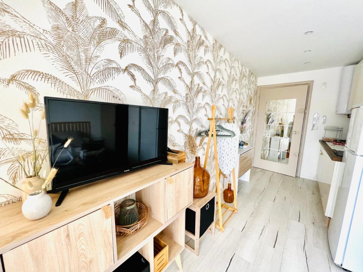 Les Palmiers - Appartement Avec Piscine Proche Plages - Wifi Et Clim Antibes Bagian luar foto
